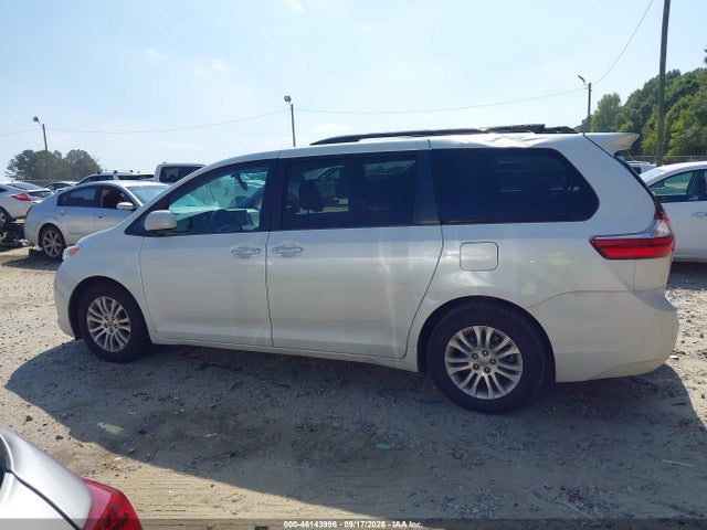 Aukcja sprzedaży 2017 Toyota Sienna Xle 8 Passenger, vin: 5TDYZ3DC2HS900129, numer aukcji: 46143996