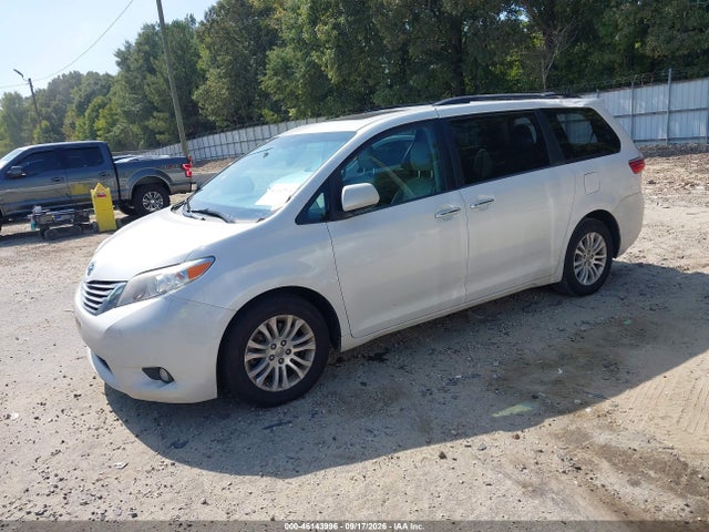 Aukcja sprzedaży 2017 Toyota Sienna Xle 8 Passenger, vin: 5TDYZ3DC2HS900129, numer aukcji: 46143996
