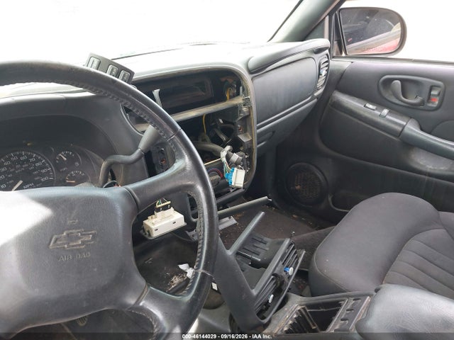 2003 Chevrolet Blazer Ls მანქანა იყიდება აუქციონზე, vin: 1GNDT13X73K136052, აუქციონის ნომერი: 46144029