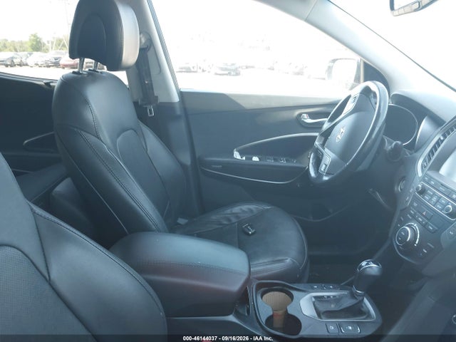 Продаж на аукціоні авто 2017 Hyundai Santa Fe Sport 2.0t Ultimate, vin: 5XYZWDLA6HG423284, номер лоту: 46144037