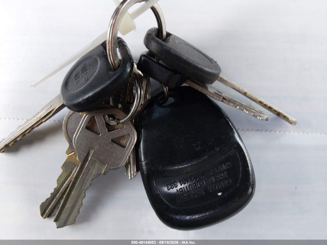 Продажа на аукционе авто 2000 Gmc Safari Sl, vin: 1GKDM19W0YB503129, номер лота: 46144053