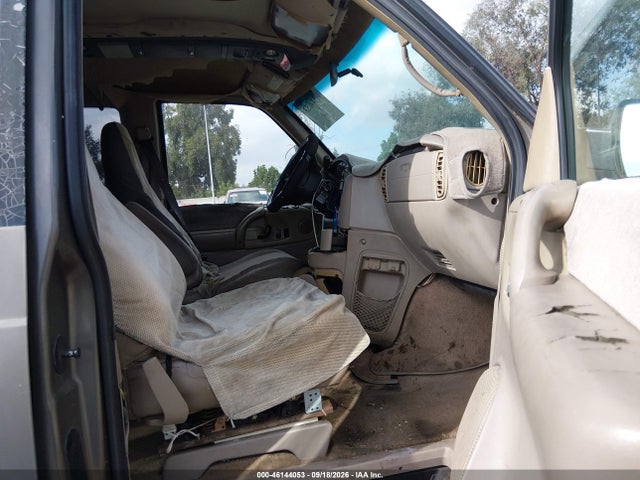 Продажа на аукционе авто 2000 Gmc Safari Sl, vin: 1GKDM19W0YB503129, номер лота: 46144053