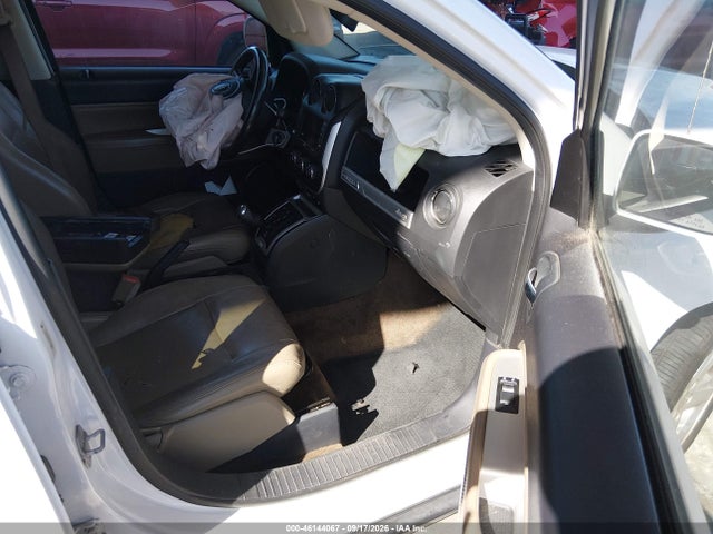 46144067 :رقم المزاد ، 1C4NJCEA6ED674594 vin ، 2014 Jeep Compass Latitude مزاد بيع