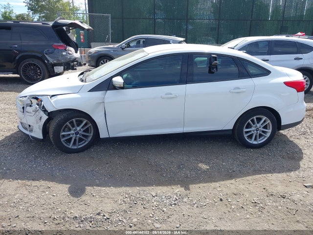 2017 Ford Focus Se მანქანა იყიდება აუქციონზე, vin: 1FADP3F2XHL300040, აუქციონის ნომერი: 46144102