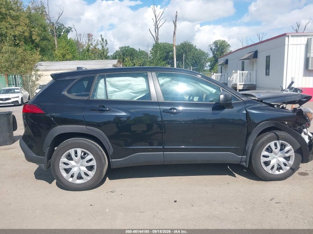 Продажа на аукционе авто 2023 Toyota Corolla Cross L, vin: 7MUAAAAGXPV050789, номер лота: 46144180