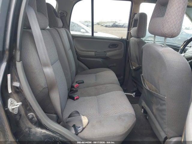 Продажа на аукционе авто 2003 Chevrolet Tracker Hard Top Base, vin: 2CNBE13C236943410, номер лота: 46144266