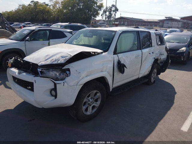 2018 Toyota 4runner Sr5 მანქანა იყიდება აუქციონზე, vin: JTEZU5JR4J5174952, აუქციონის ნომერი: 46144277