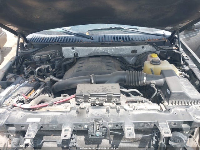1FMJU1HT6HEA82548 Ford Expedition Xlt