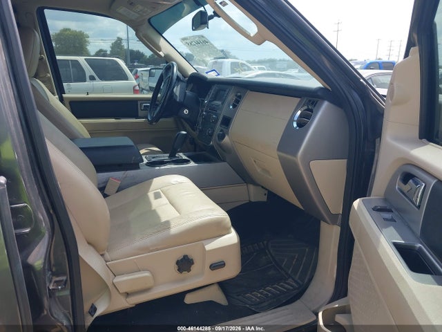 1FMJU1HT6HEA82548 Ford Expedition Xlt