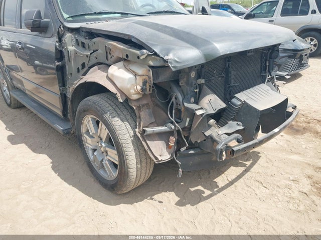 1FMJU1HT6HEA82548 Ford Expedition Xlt