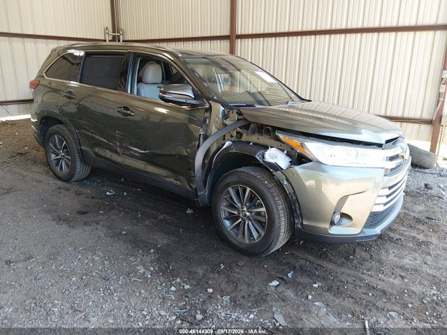 Продаж на аукціоні авто 2019 Toyota Highlander Xle, vin: 5TDKZRFH0KS338465, номер лоту: 46144309