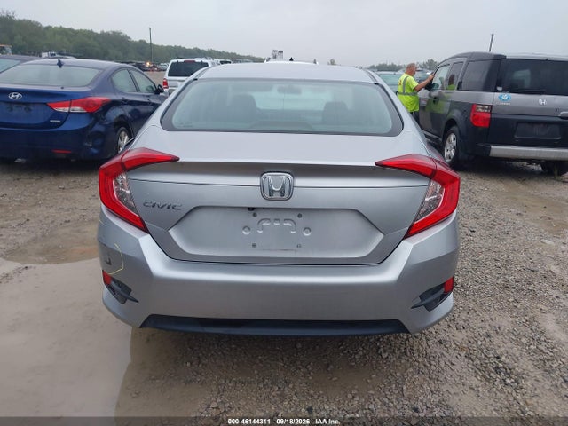 Продажа на аукционе авто 2018 Honda Civic Lx, vin: 19XFC2F54JE202767, номер лота: 46144311