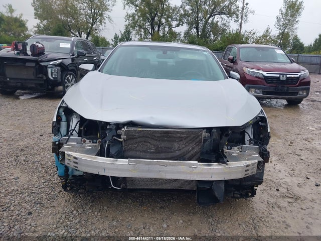 Продажа на аукционе авто 2018 Honda Civic Lx, vin: 19XFC2F54JE202767, номер лота: 46144311