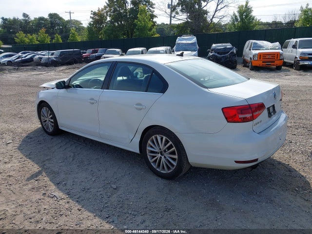 2015 Volkswagen Jetta 1.8t Se მანქანა იყიდება აუქციონზე, vin: 3VWD07AJ2FM224892, აუქციონის ნომერი: 46144340