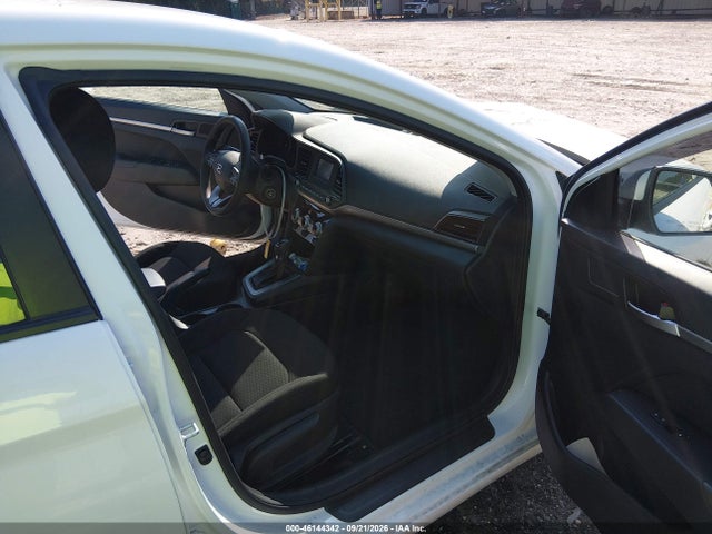 Продажа на аукционе авто 2019 Hyundai Elantra Se, vin: 5NPD74LF7KH435947, номер лота: 46144342