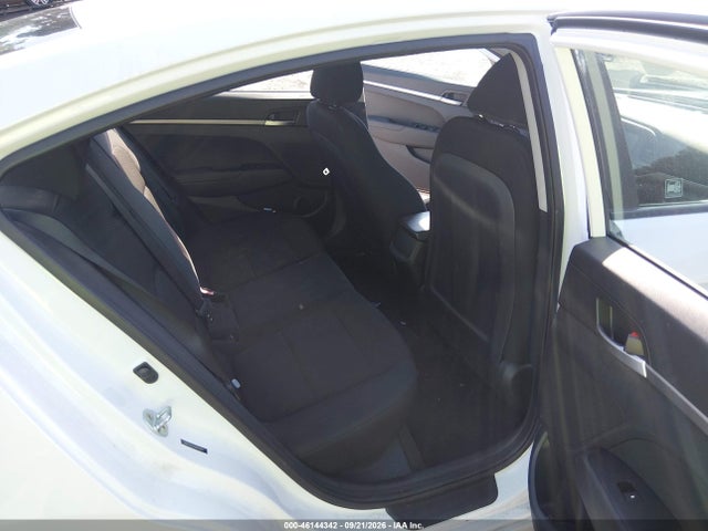 Продажа на аукционе авто 2019 Hyundai Elantra Se, vin: 5NPD74LF7KH435947, номер лота: 46144342