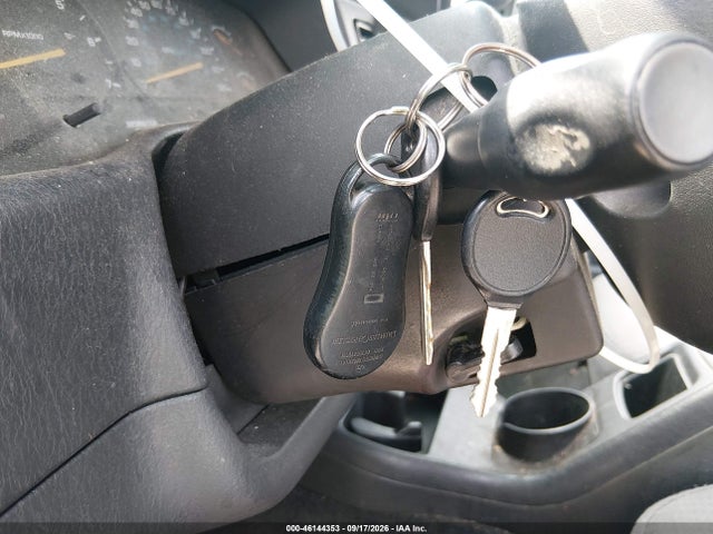 46144353 :رقم المزاد ، 1B4HS28N01F515147 vin ، 2001 Dodge Durango مزاد بيع