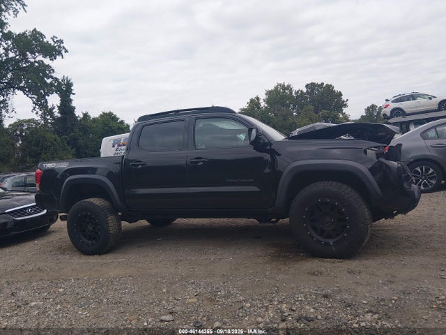 2017 Toyota Tacoma Trd Off Road მანქანა იყიდება აუქციონზე, vin: 3TMCZ5AN5HM114062, აუქციონის ნომერი: 46144355