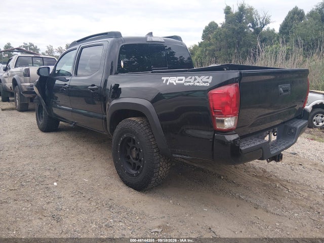 2017 Toyota Tacoma Trd Off Road მანქანა იყიდება აუქციონზე, vin: 3TMCZ5AN5HM114062, აუქციონის ნომერი: 46144355