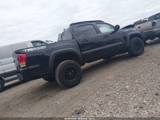 2017 Toyota Tacoma Trd Off Road მანქანა იყიდება აუქციონზე, vin: 3TMCZ5AN5HM114062, აუქციონის ნომერი: 46144355