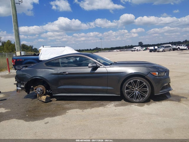 46144358 :رقم المزاد ، 1FA6P8AM6G5322540 vin ، 2016 Ford Mustang V6 مزاد بيع