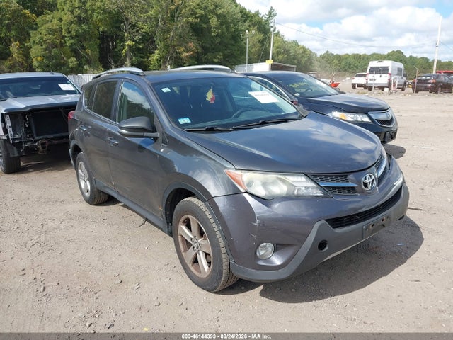 46144393 :رقم المزاد ، 2T3RFREV7FW341396 vin ، 2015 Toyota Rav4 Xle مزاد بيع