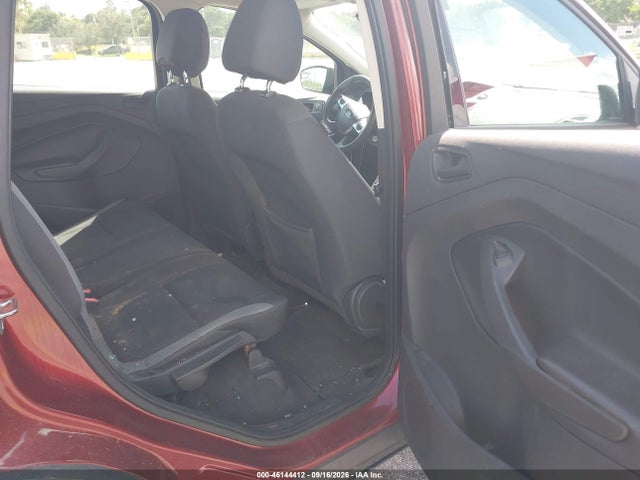 46144412 :رقم المزاد ، 1FMCU0F72GUB96799 vin ، 2016 Ford Escape S مزاد بيع