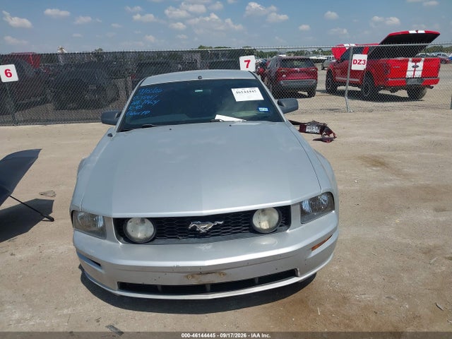Aukcja sprzedaży 2005 Ford Mustang Gt Deluxe/gt Premium, vin: 1ZVFT82H055185564, numer aukcji: 46144445