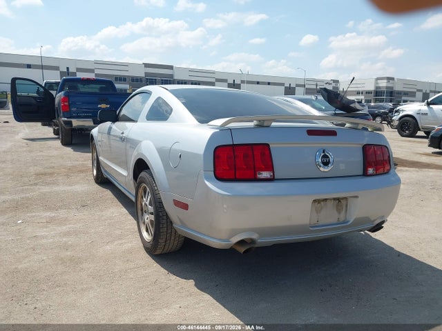 Aukcja sprzedaży 2005 Ford Mustang Gt Deluxe/gt Premium, vin: 1ZVFT82H055185564, numer aukcji: 46144445