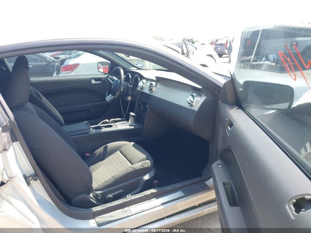 Aukcja sprzedaży 2005 Ford Mustang Gt Deluxe/gt Premium, vin: 1ZVFT82H055185564, numer aukcji: 46144445