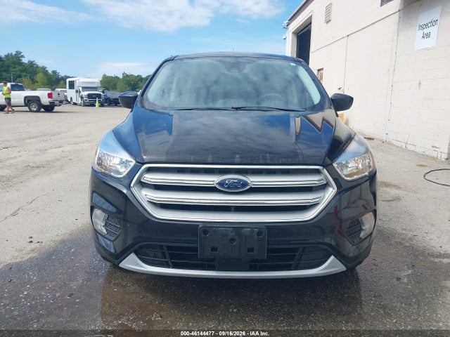 46144477 :رقم المزاد ، 1FMCU9GD5KUA36885 vin ، 2019 Ford Escape Se مزاد بيع