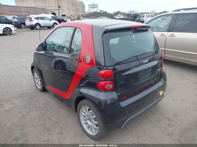 Aukcja sprzedaży 2014 Smart Fortwo Electric Drive Passion, vin: WMEEJ9AA5EK731115, numer aukcji: 46144494