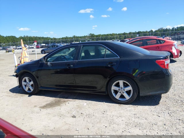 46144528 :رقم المزاد ، 4T1BF1FK3CU116453 vin ، 2012 Toyota Camry Se مزاد بيع