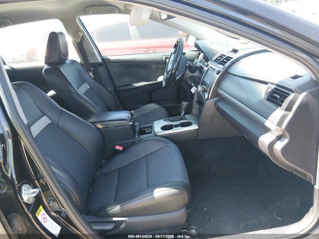 46144528 :رقم المزاد ، 4T1BF1FK3CU116453 vin ، 2012 Toyota Camry Se مزاد بيع