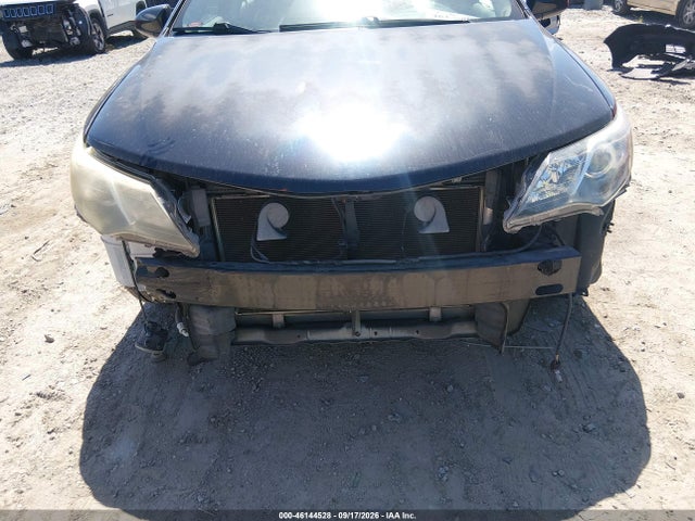46144528 :رقم المزاد ، 4T1BF1FK3CU116453 vin ، 2012 Toyota Camry Se مزاد بيع