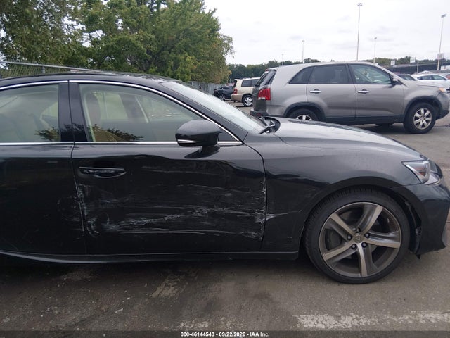 46144543 :رقم المزاد ، JTHCM1D24H5024656 vin ، 2017 Lexus Is 300 مزاد بيع