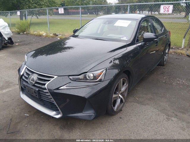 46144543 :رقم المزاد ، JTHCM1D24H5024656 vin ، 2017 Lexus Is 300 مزاد بيع