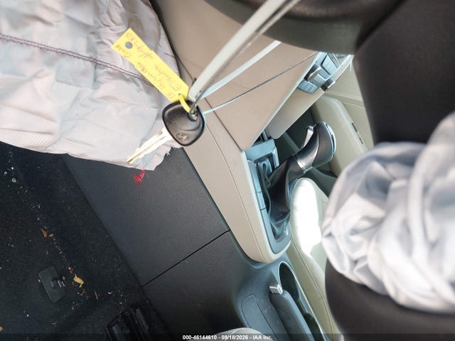 Продажа на аукционе авто 2018 Hyundai Elantra Sel, vin: 5NPD84LF3JH374625, номер лота: 46144610
