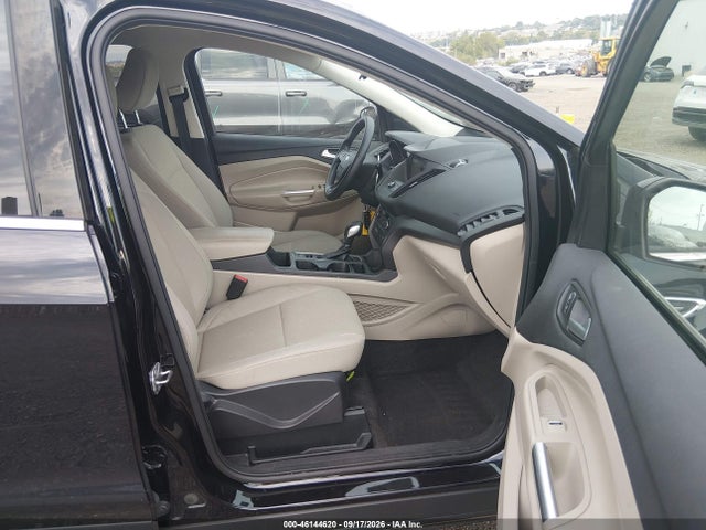 2019 Ford Escape Se მანქანა იყიდება აუქციონზე, vin: 1FMCU9GD2KUA28999, აუქციონის ნომერი: 46144620