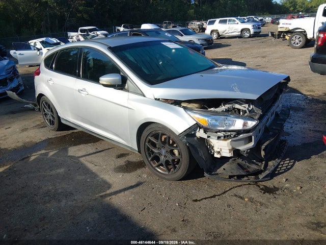 46144644 :رقم المزاد ، 1FADP3K25GL303013 vin ، 2016 Ford Focus Se مزاد بيع