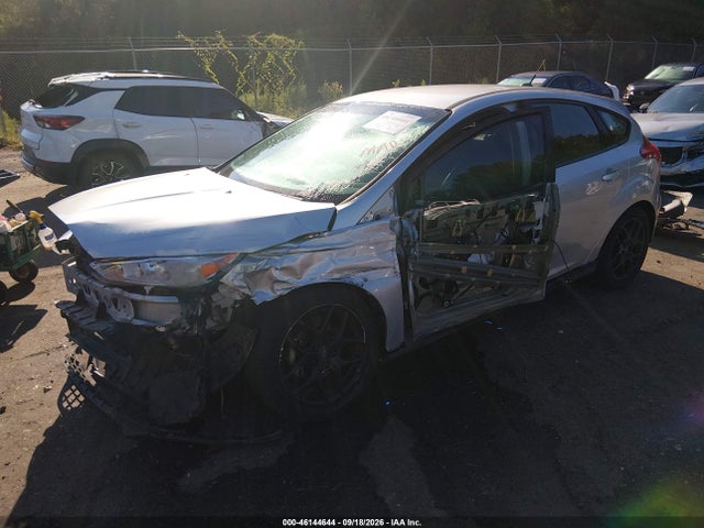 46144644 :رقم المزاد ، 1FADP3K25GL303013 vin ، 2016 Ford Focus Se مزاد بيع