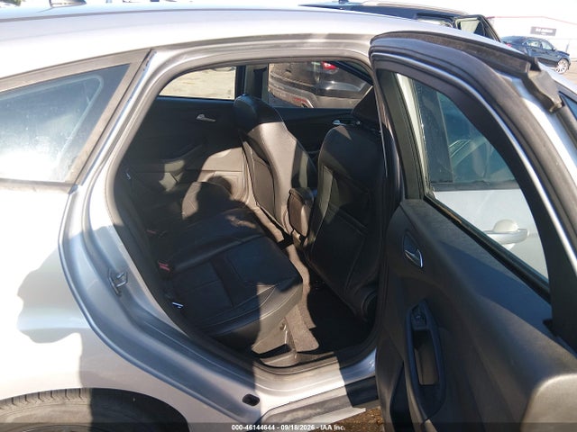 46144644 :رقم المزاد ، 1FADP3K25GL303013 vin ، 2016 Ford Focus Se مزاد بيع