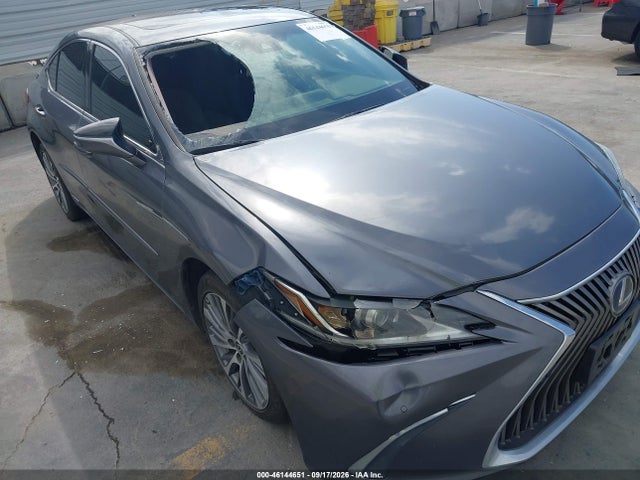 2020 Lexus Es 300h მანქანა იყიდება აუქციონზე, vin: 58AD21B11LU012165, აუქციონის ნომერი: 46144651