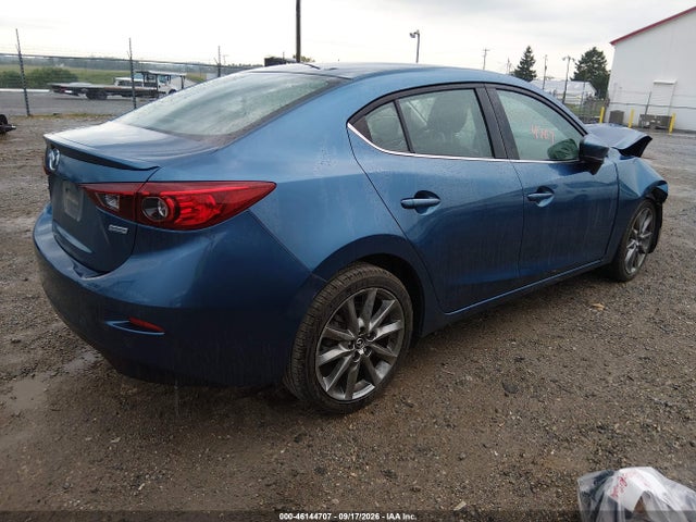 2018 Mazda Mazda3 Touring მანქანა იყიდება აუქციონზე, vin: 3MZBN1V33JM222157, აუქციონის ნომერი: 46144707