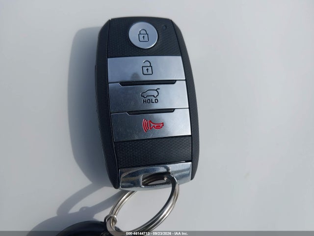 2016 Kia Sorento 3.3l Ex მანქანა იყიდება აუქციონზე, vin: 5XYPH4A51GG176875, აუქციონის ნომერი: 46144713
