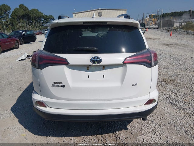46144737 :رقم المزاد ، JTMZFREV4HJ716095 vin ، 2017 Toyota Rav4 Le مزاد بيع