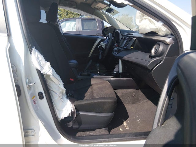 46144737 :رقم المزاد ، JTMZFREV4HJ716095 vin ، 2017 Toyota Rav4 Le مزاد بيع