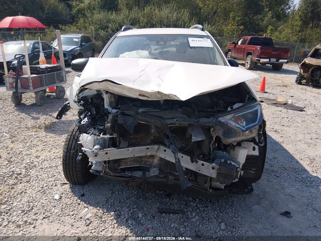 46144737 :رقم المزاد ، JTMZFREV4HJ716095 vin ، 2017 Toyota Rav4 Le مزاد بيع