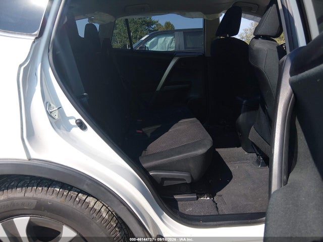 46144737 :رقم المزاد ، JTMZFREV4HJ716095 vin ، 2017 Toyota Rav4 Le مزاد بيع