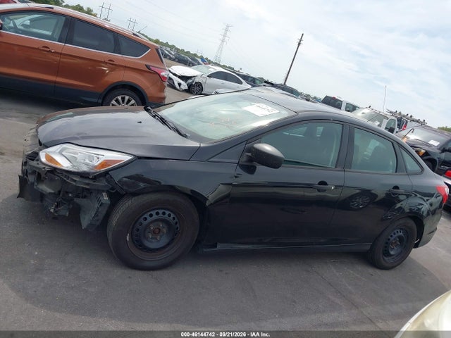 46144742 :رقم المزاد ، 1FADP3E25EL115410 vin ، 2014 Ford Focus S مزاد بيع